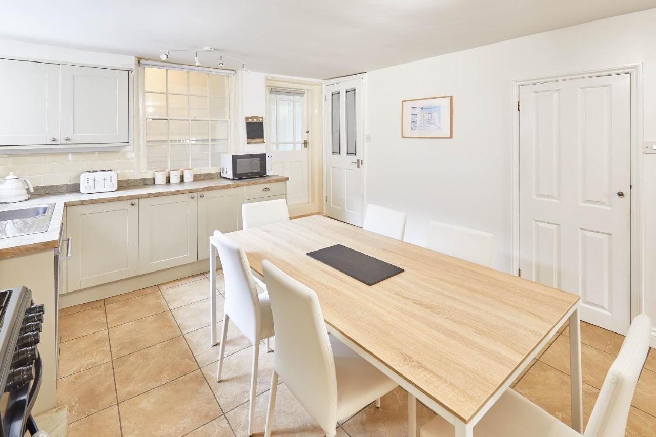 Host & Stay - Princess Place Townhouse Whitby Exteriör bild
