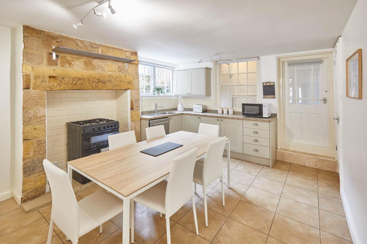 Host & Stay - Princess Place Townhouse Whitby Exteriör bild